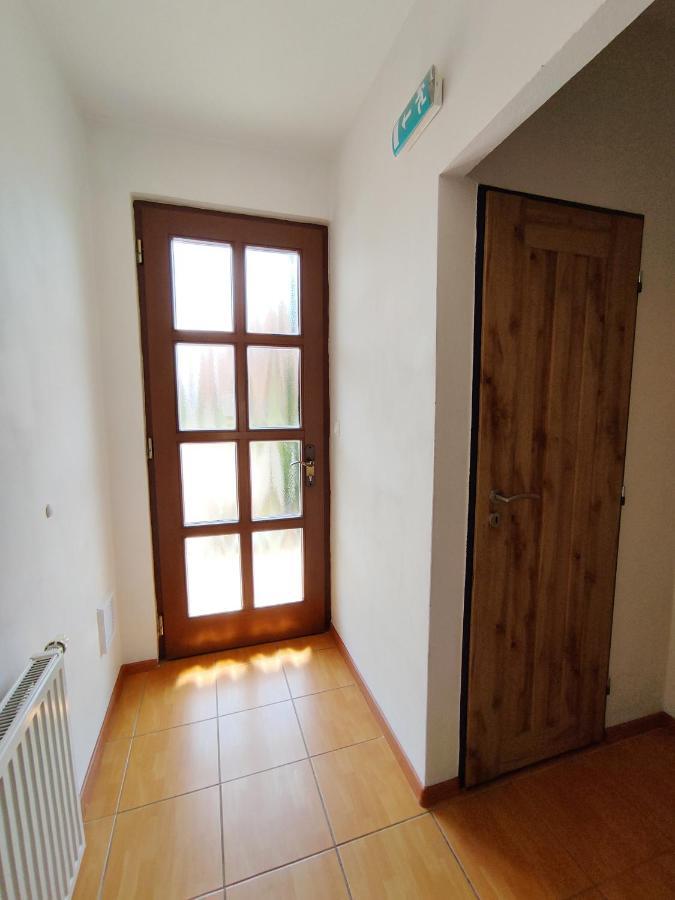 Ubytovani Ema Apartamento Valtice Exterior foto