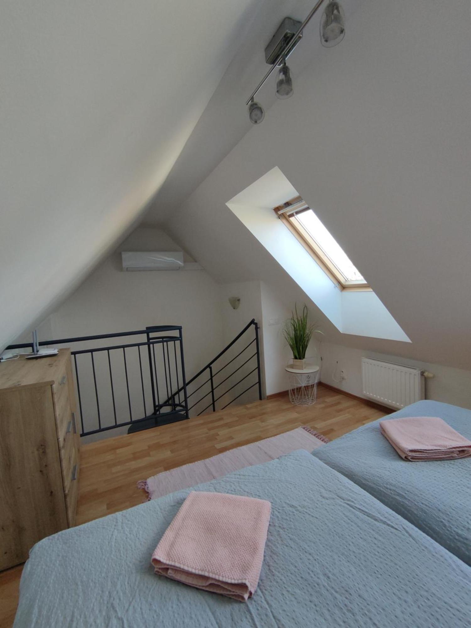 Ubytovani Ema Apartamento Valtice Exterior foto